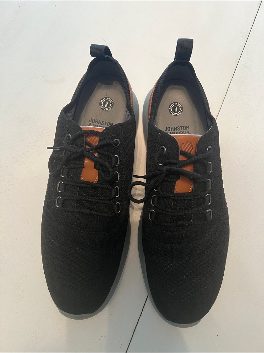 Johnston & Murphy Black Knit Sneakers with Brown accents 10 Amherst